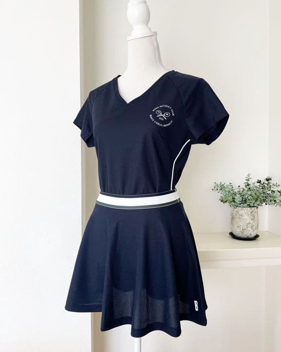 《新品未使用・試着のみ》ビヨンボルグ　セットアップ