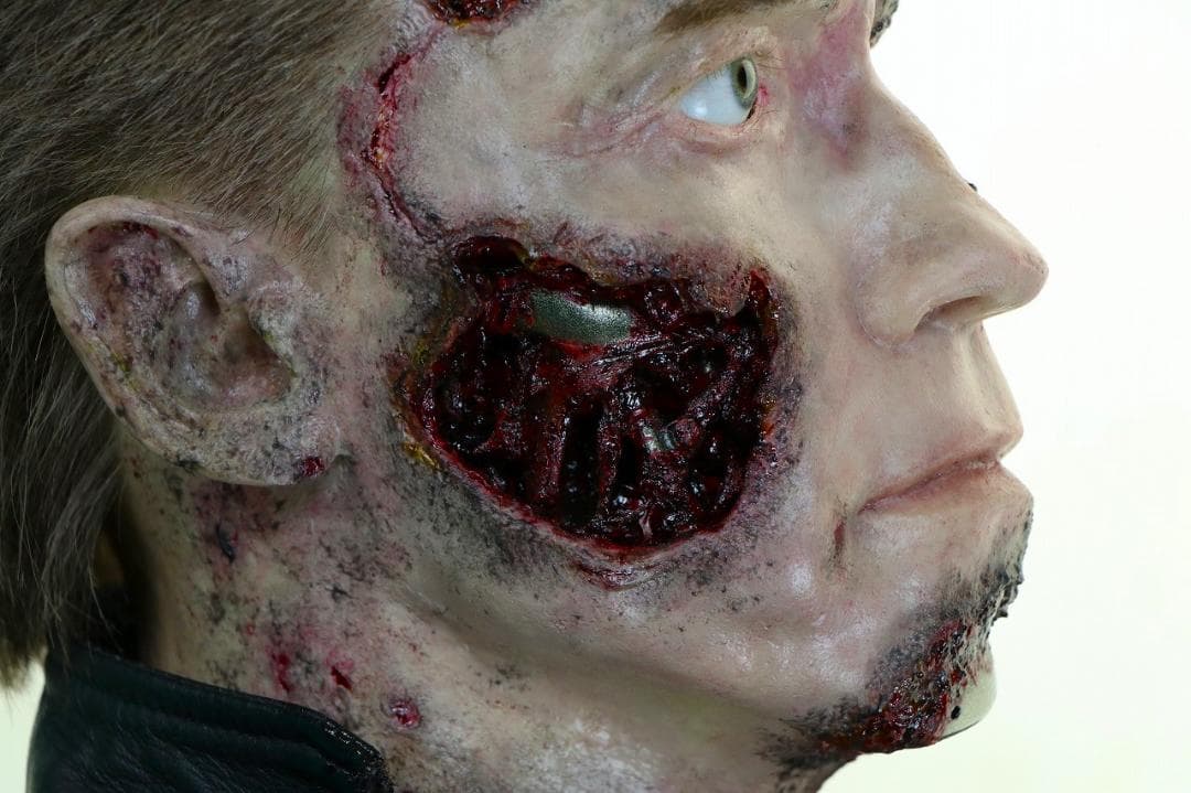 等身大 ターミネーター３ シリコンバスト T3 アーノルドシュワルツェネッガー