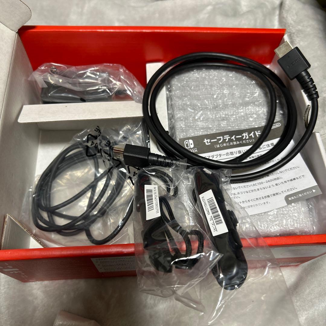 美品⭐︎Nintendo Switch 本体 赤/青