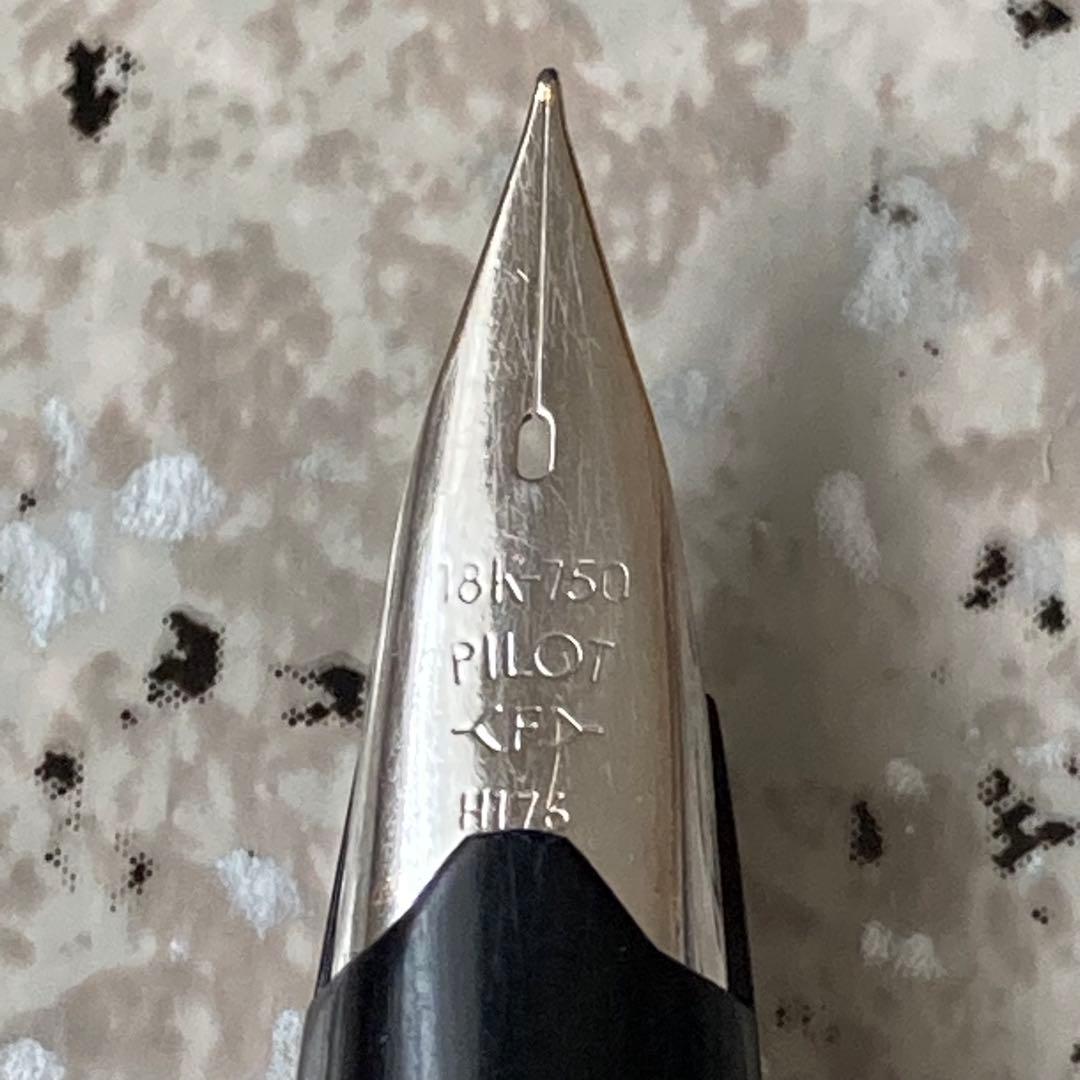 #160 オーバーホール済み 万年筆 PILOT 全格子 Elite 18k