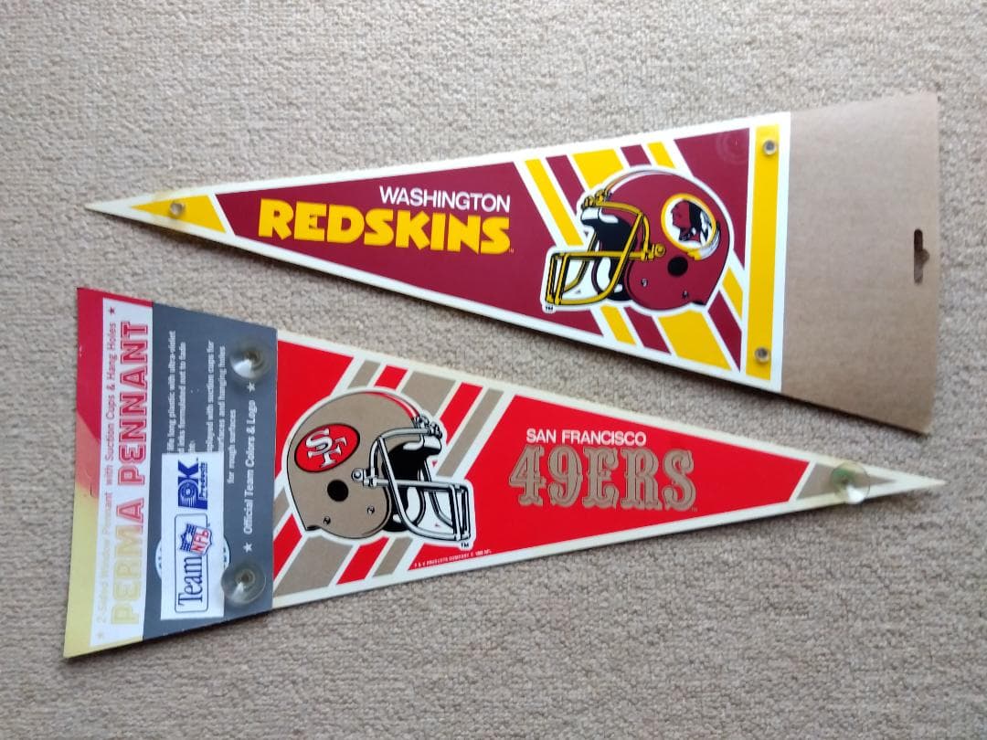 【新品未開封】希少☆NFL　エミット・スミス　フィギュア　アメフト　ペナント付