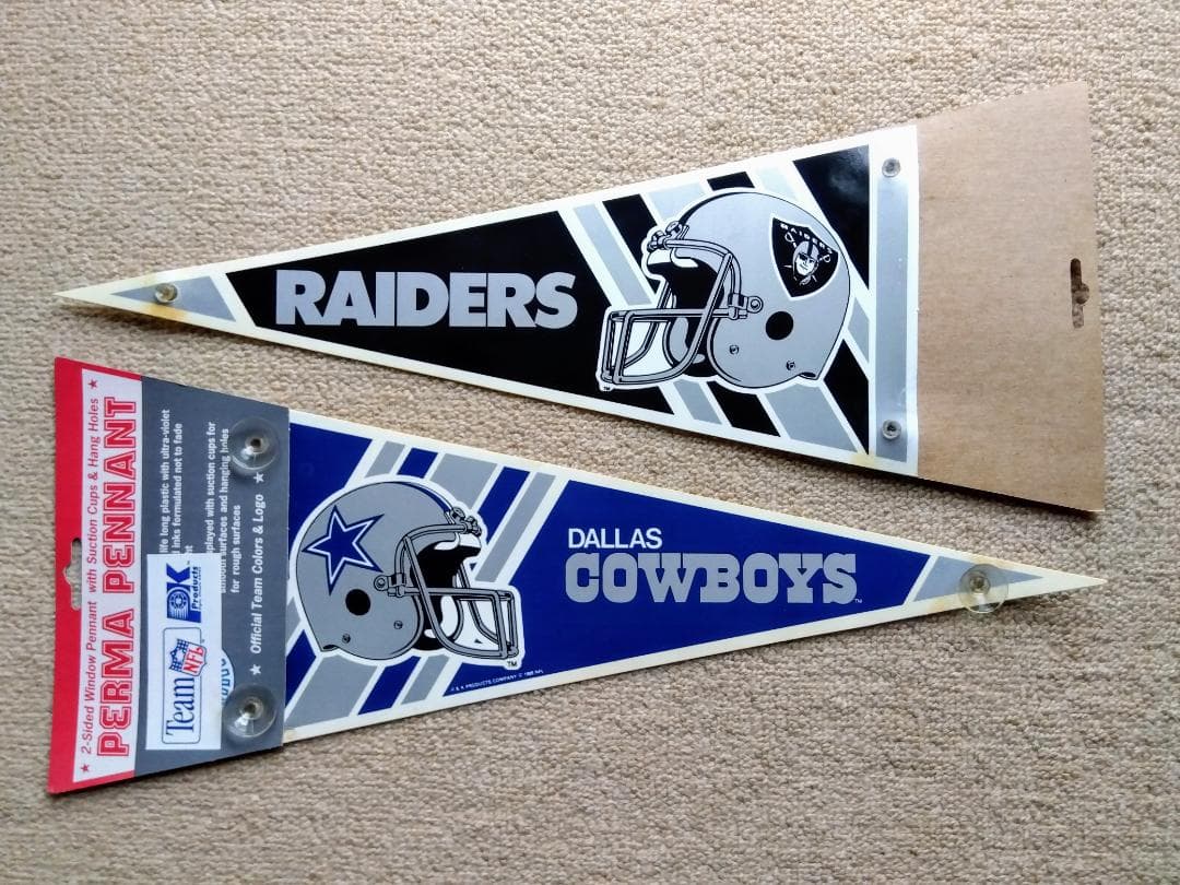 【新品未開封】希少☆NFL　エミット・スミス　フィギュア　アメフト　ペナント付