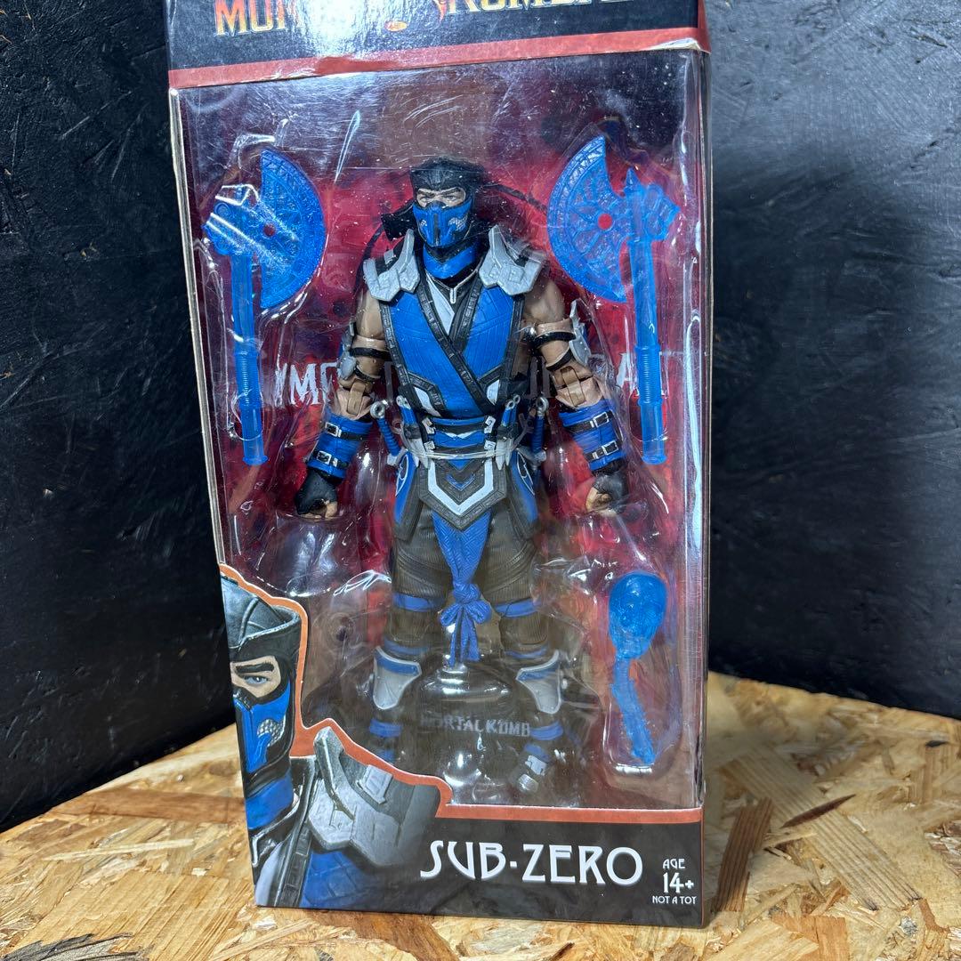 マクファーレン トイズ モータルコンバット フィギュア　スコーピオン　サブゼロ