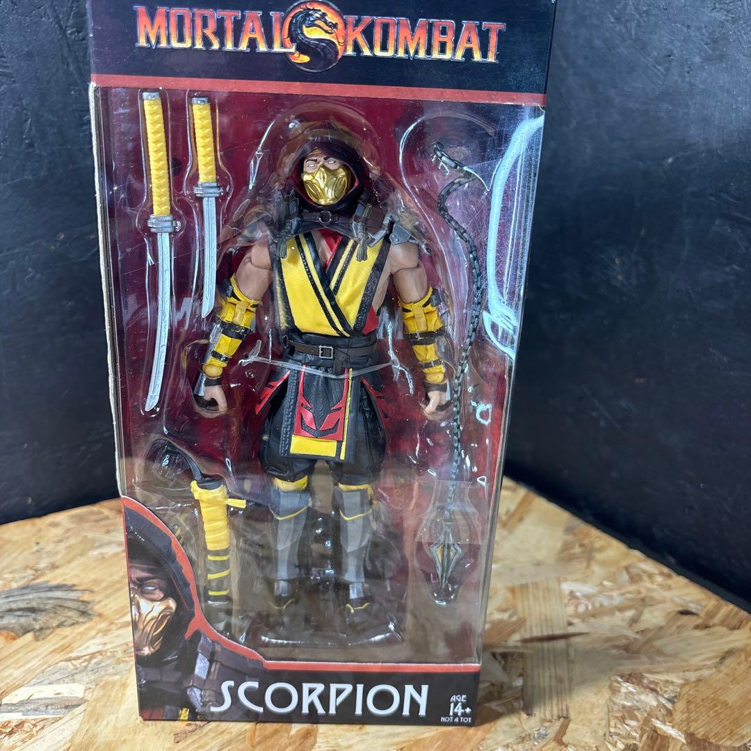 マクファーレン トイズ モータルコンバット フィギュア　スコーピオン　サブゼロ
