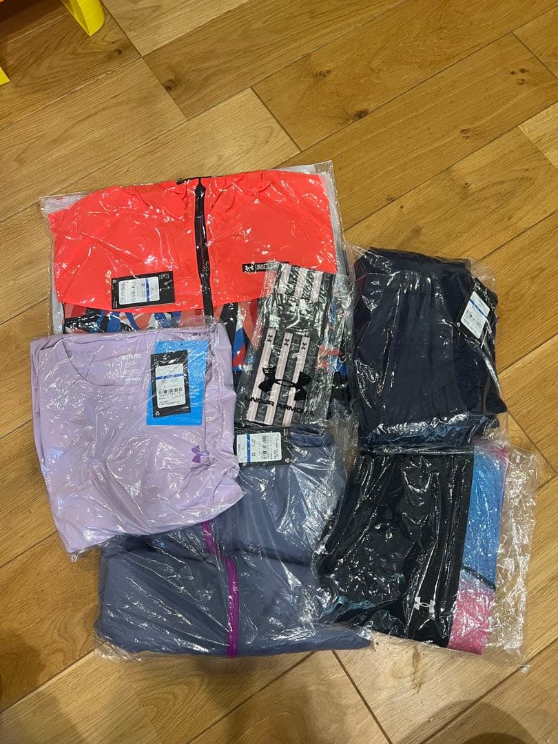 アンダーアーマー　福袋 2026 XL 計6点　レディース　3000円クーポン付