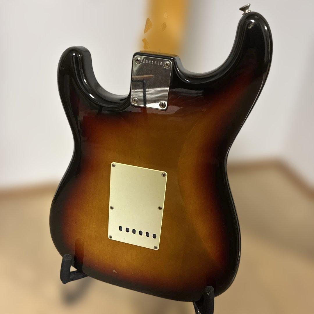 ト*ル様 Squier Stratocaster サンバースト　made in