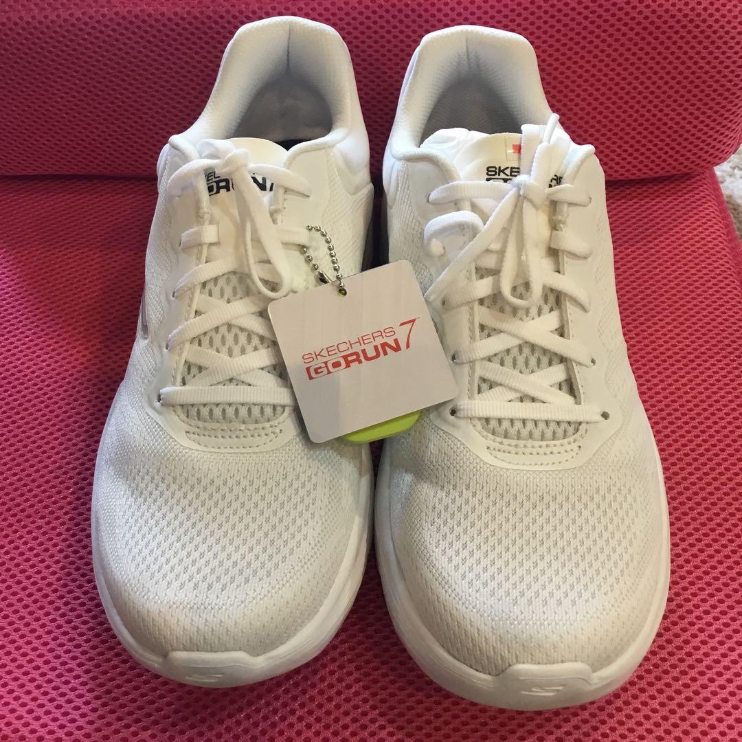 SKECHERS サイズ24(38) GOrun 7 ホワイト シューズ