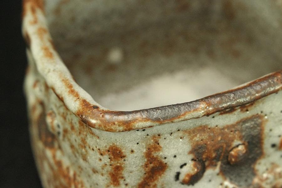 茶道具 鼠志野 火入 作家物 共箱 未使用(ZE485)