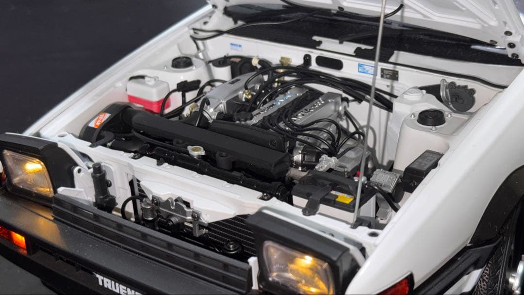 デアゴスティーニ　AE86 スプリンタートレノ　1/8スケール