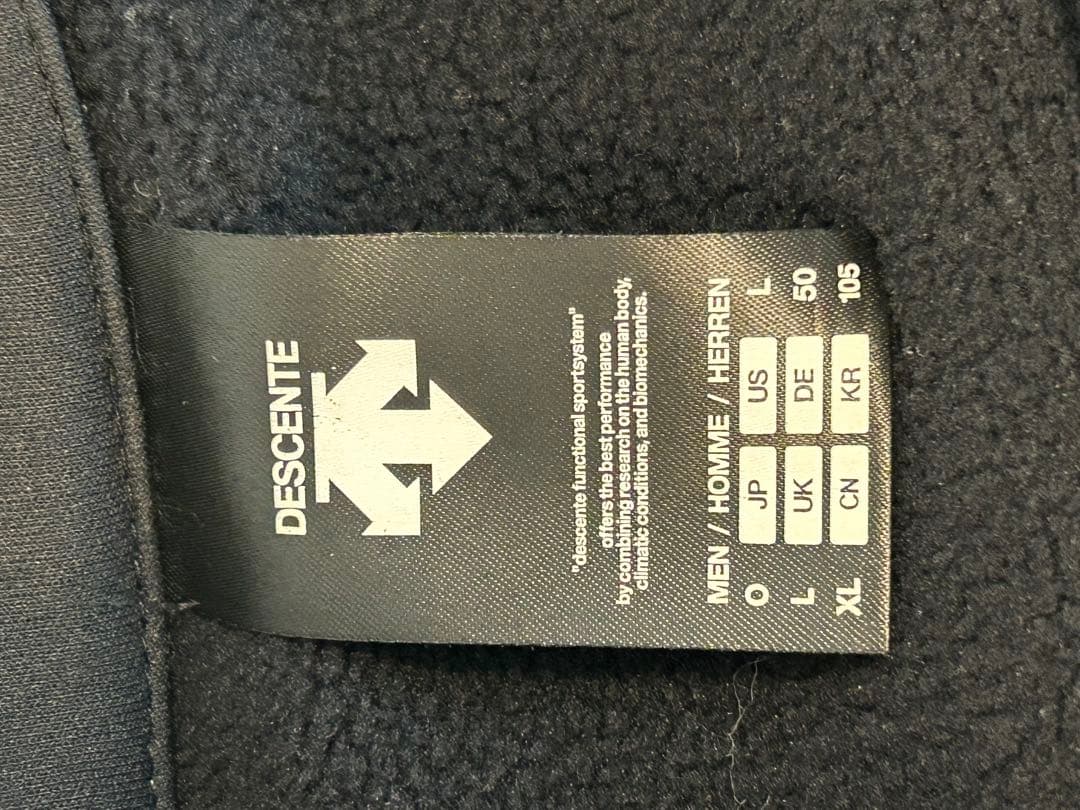 DESCENTE メンズジャケット O ブラック