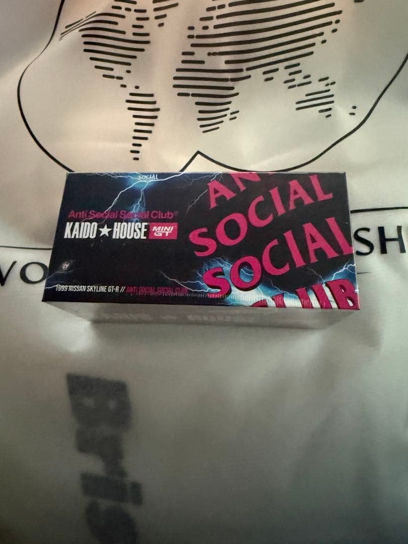 KAIDO HOUSE ミニカー 1/64 ブラック/ピンク