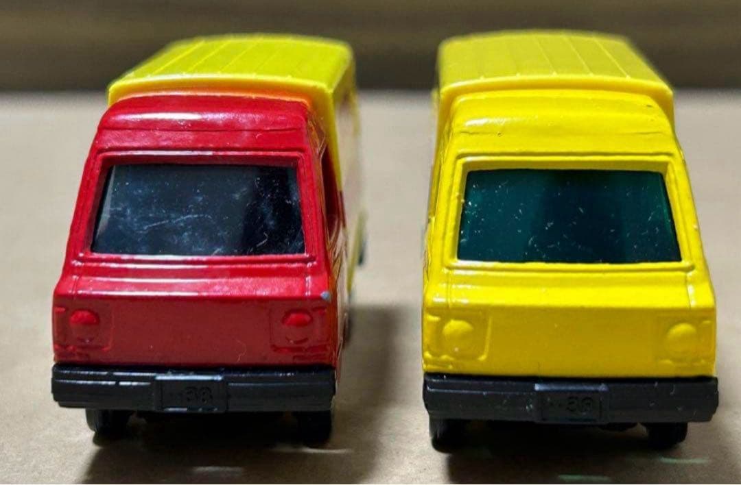 トミカ スバル サンバー ハイルーフ パネルバン 配送車2台セット