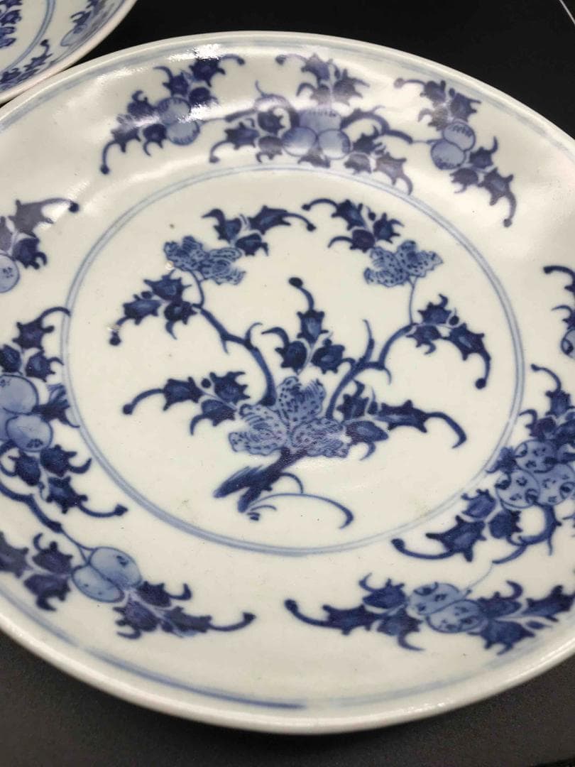 中国古美術　清雍正ー乾隆時代　染付花紋　唐草紋　皿　一対(B-2)