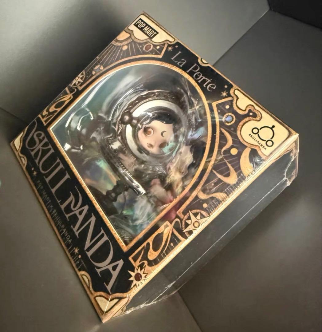 POPMART Skullpanda La Porte フィギュア