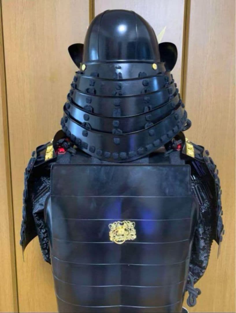 武具　甲冑　等身大　着用可能　兜　鎧　新品