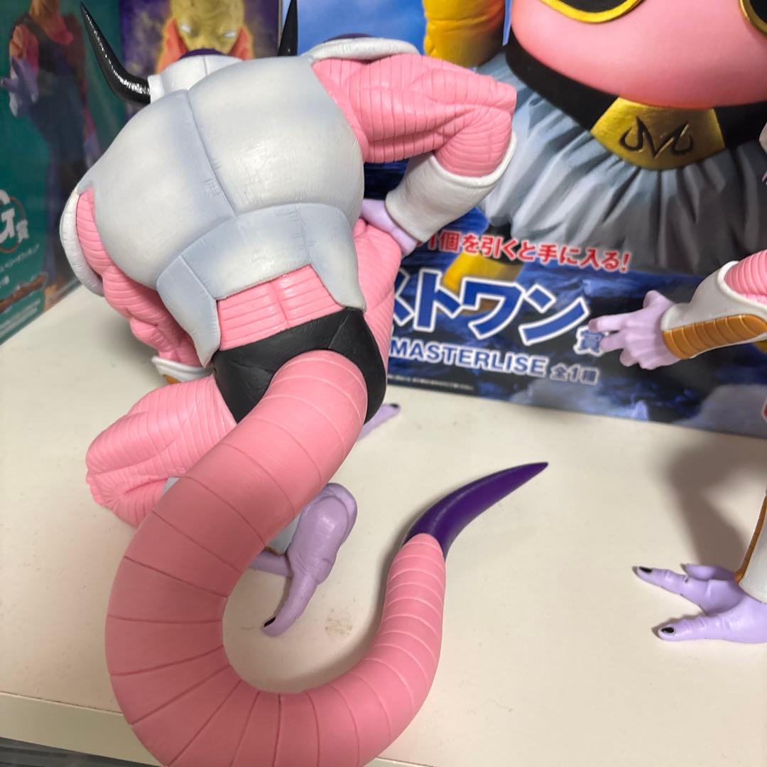 ドラゴンボール 一番くじ フリーザ 第二形態、第三形態
