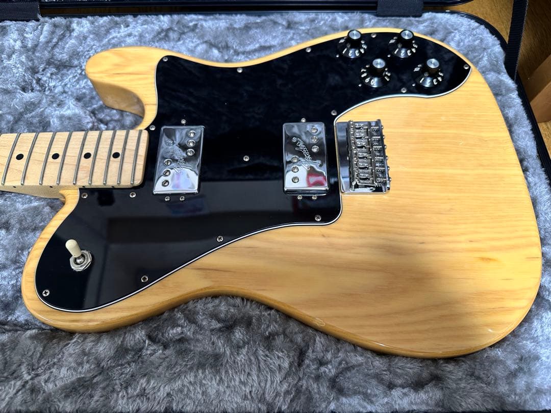 ギター FENDER AMERICAN PROF DELUXE