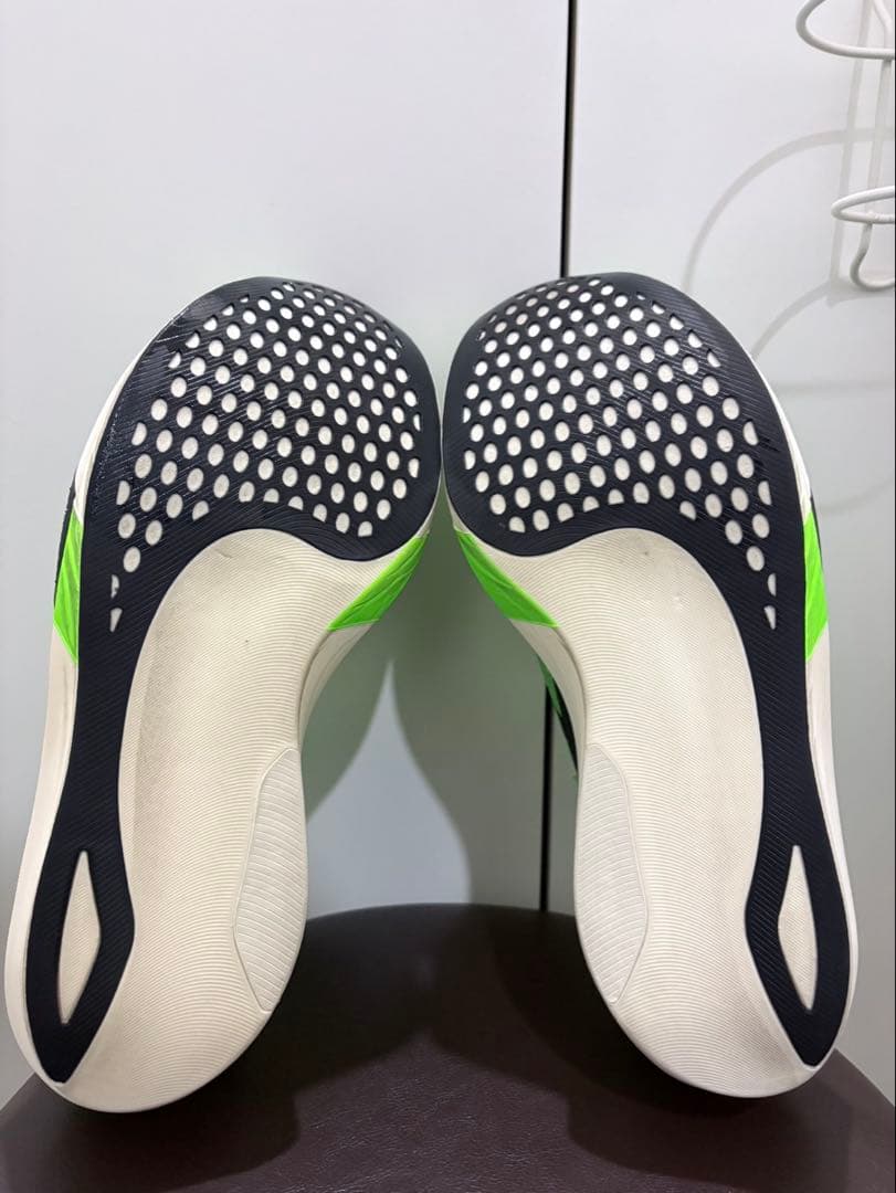 送料無料】 アシックス メタスピード エッジ 27.0