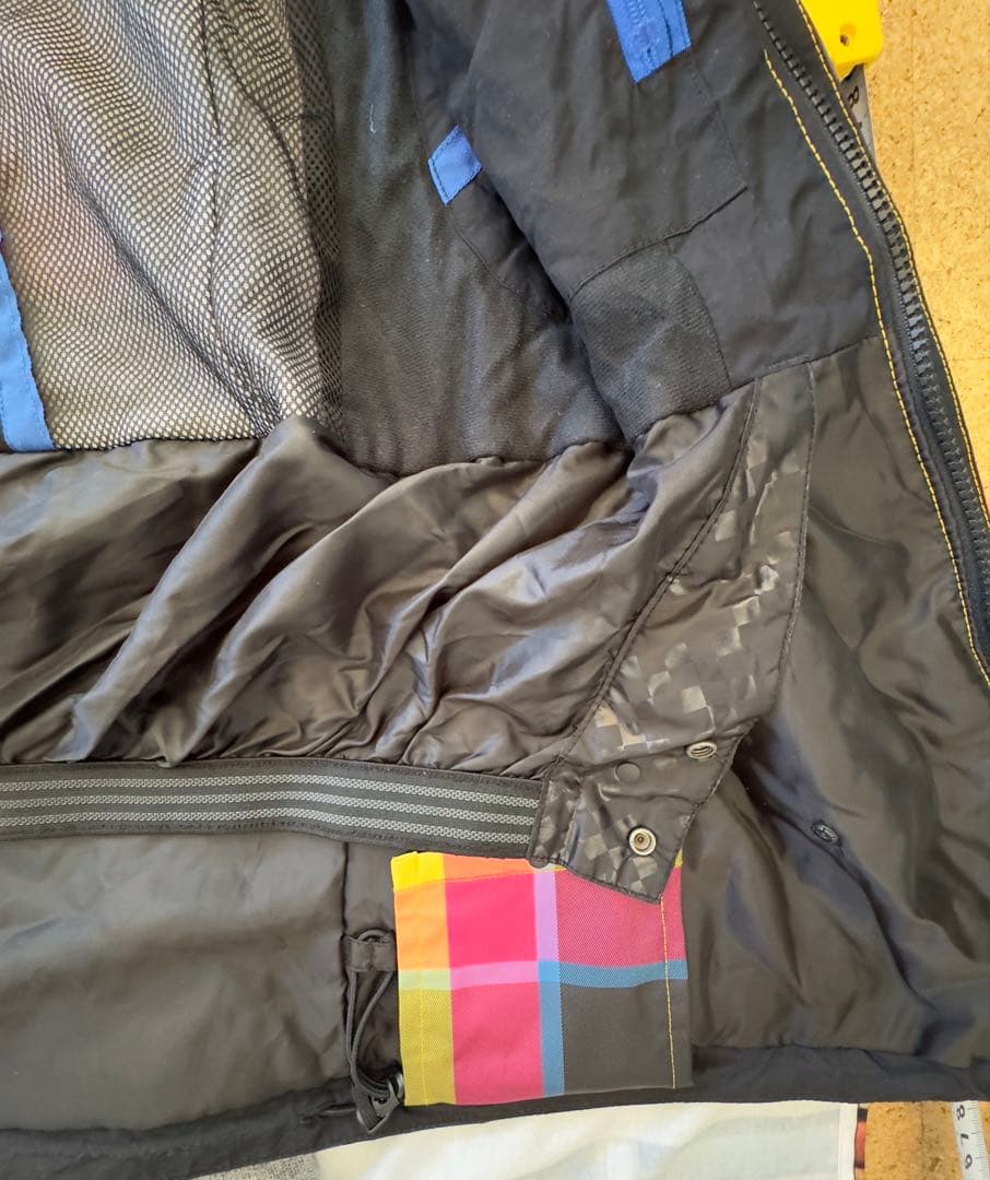 値下げ❗️スノーボードウェア フード付き マルチカラー