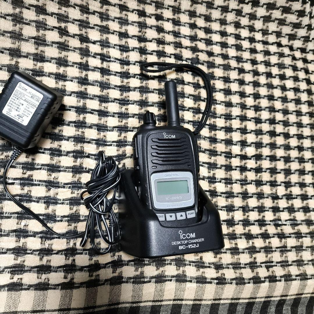 1 ICOM アイコム製　IC-DPR5 デジタルトランシーバー　無線機　高性能