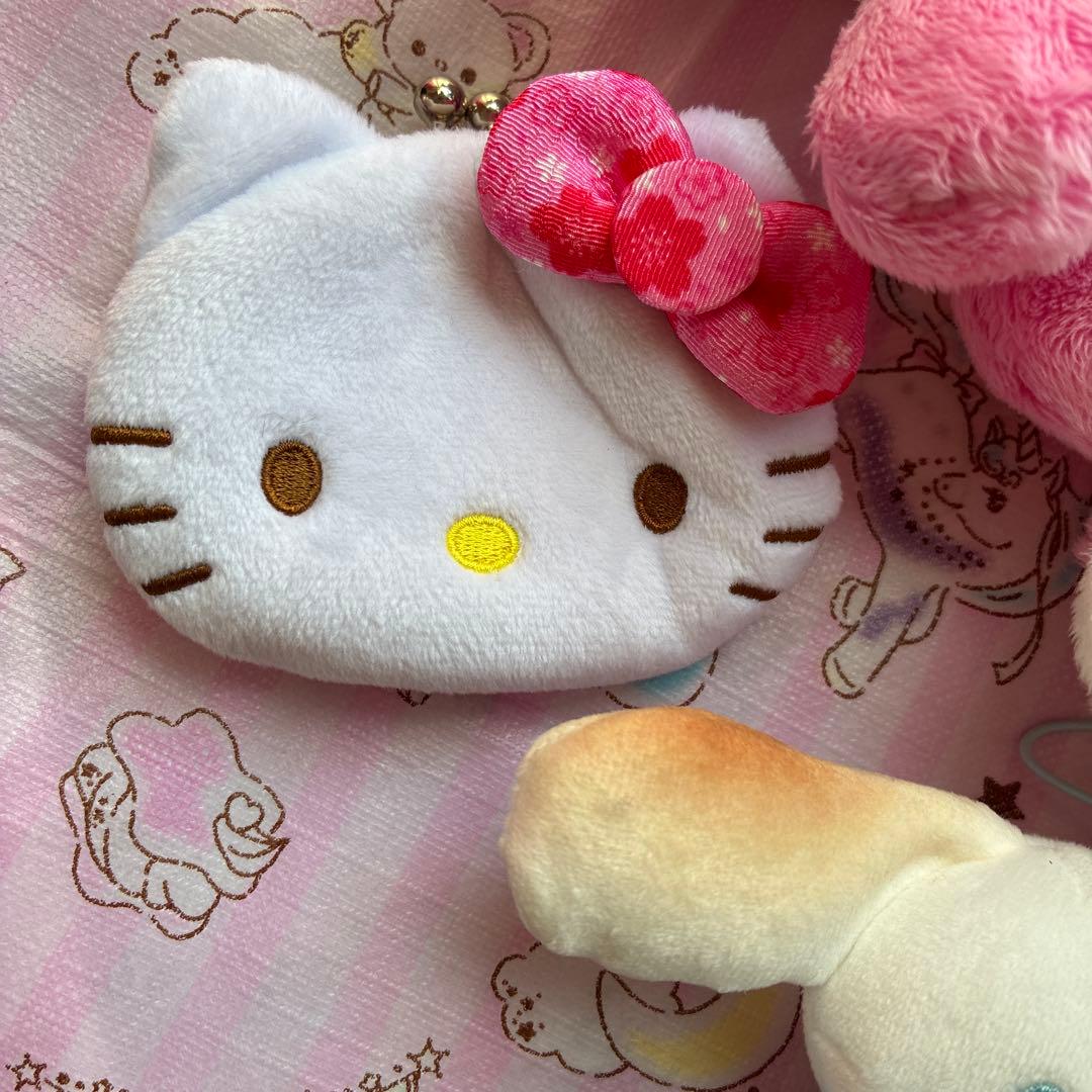 サンリオ　キャラクター　ハローキティ　クロミなど　ぬいぐるみ　おまとめ売り