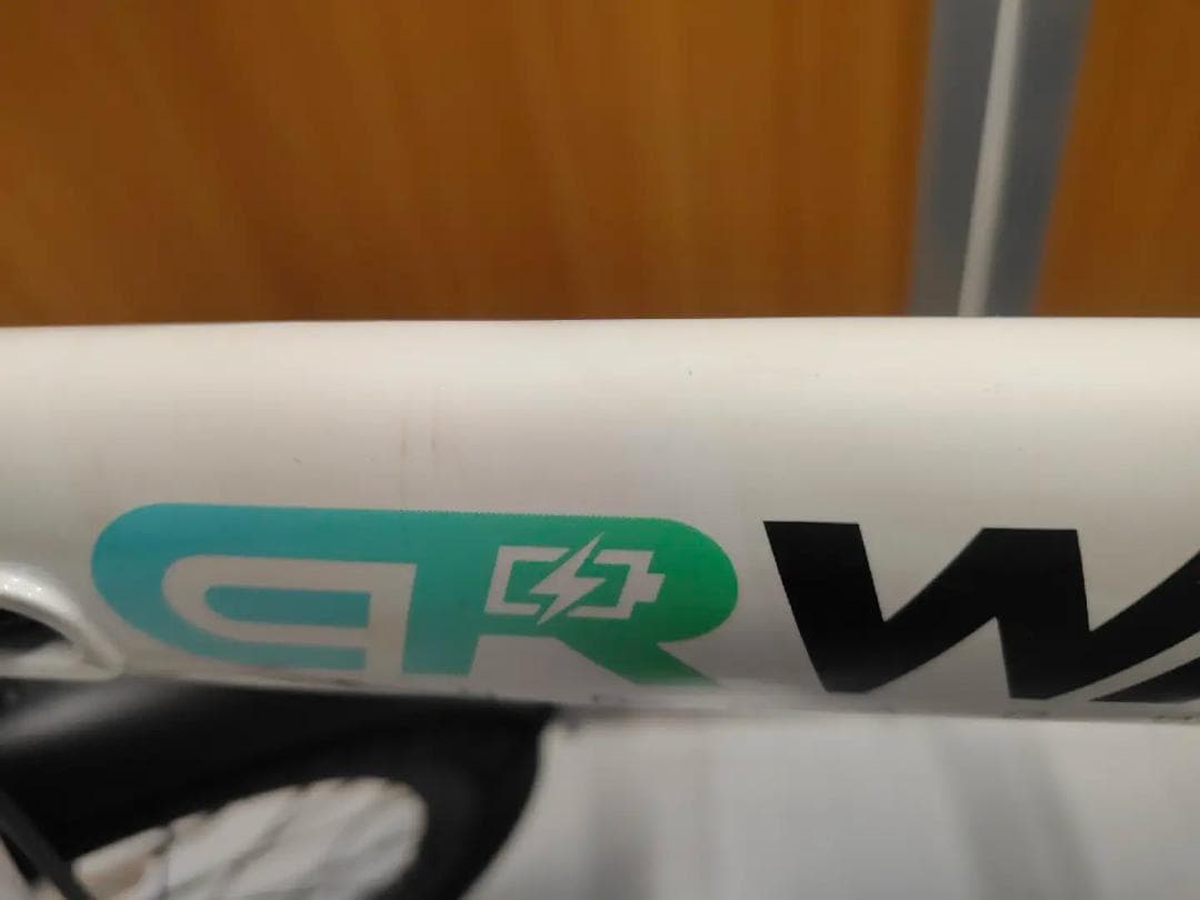 【新春SALE開催中！】電動アシスト自転車 ERWAY A01 ホワイト