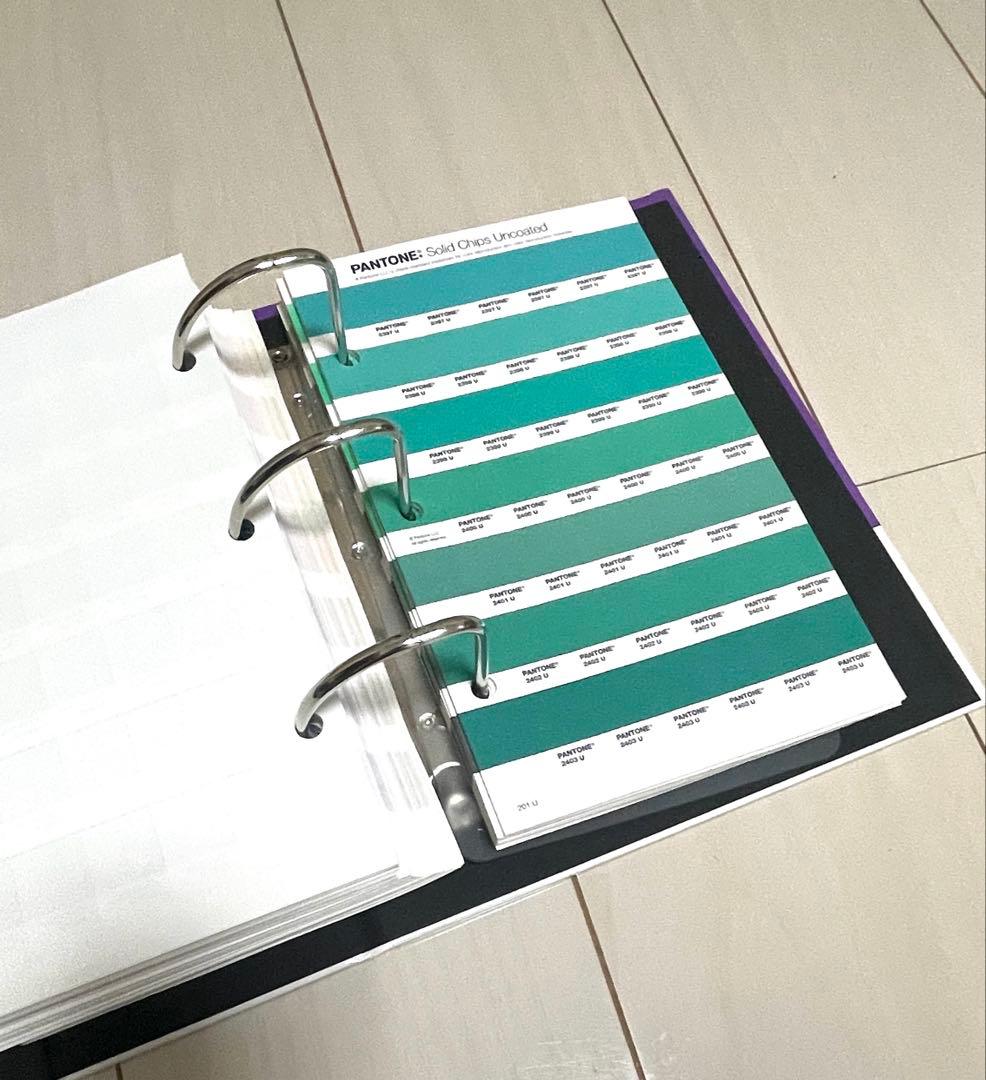 アート・デザイン・音楽 PANTONE SOLID CHIPS Uncoated
