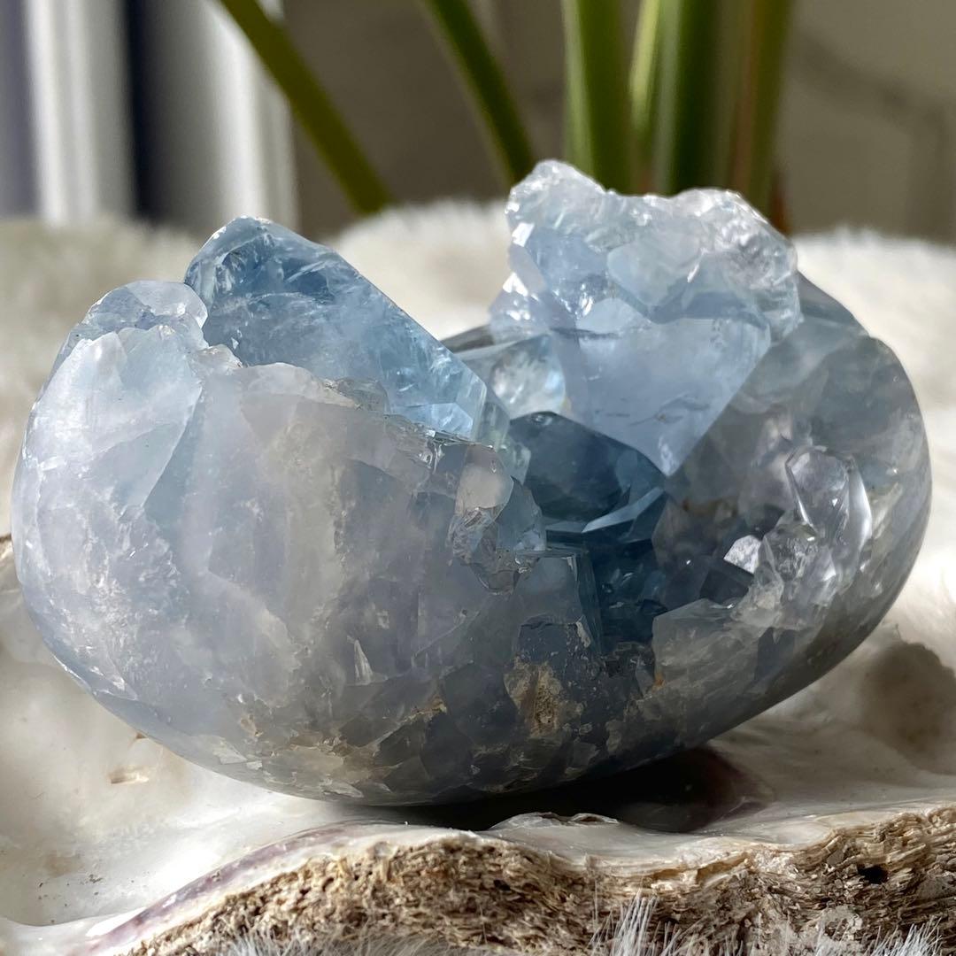 【 天然石 セレスタイト 原石　天青石　クラスター 】