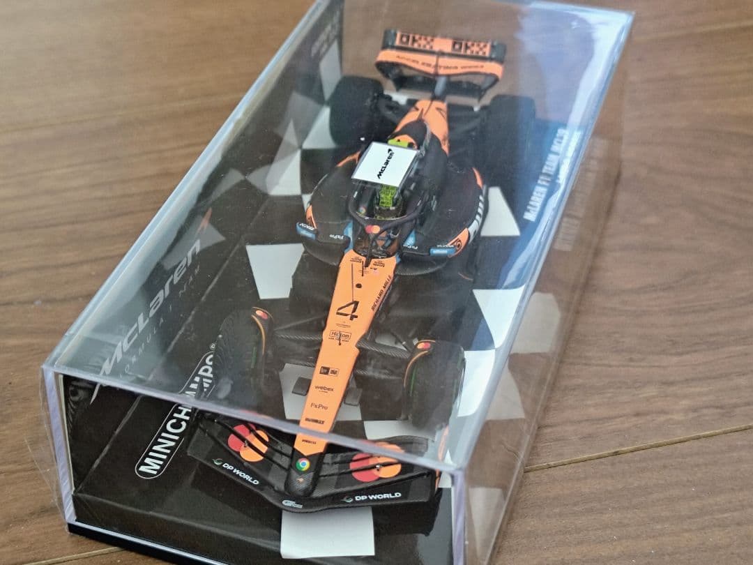 ミニカー McLaren F1 Team MCL39 Lando Norris 2025