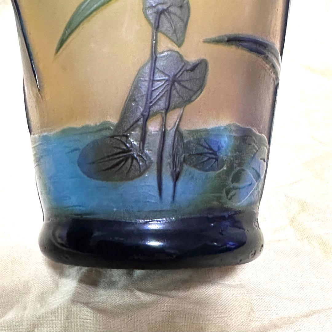 ガラス工芸作家　亀井治美　幻彩琳　水辺菖蒲文壺　真作保証