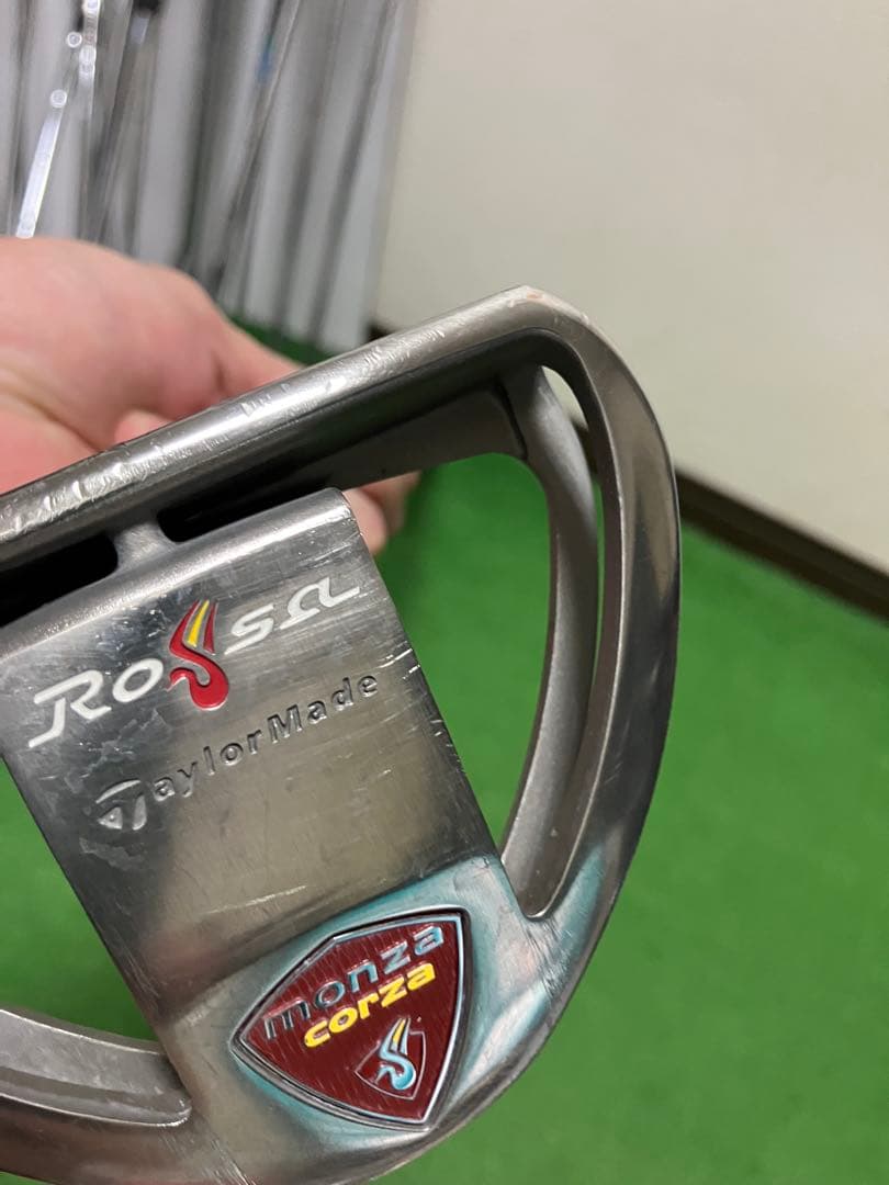 テーラーメイドROSSA 42インチ　パター