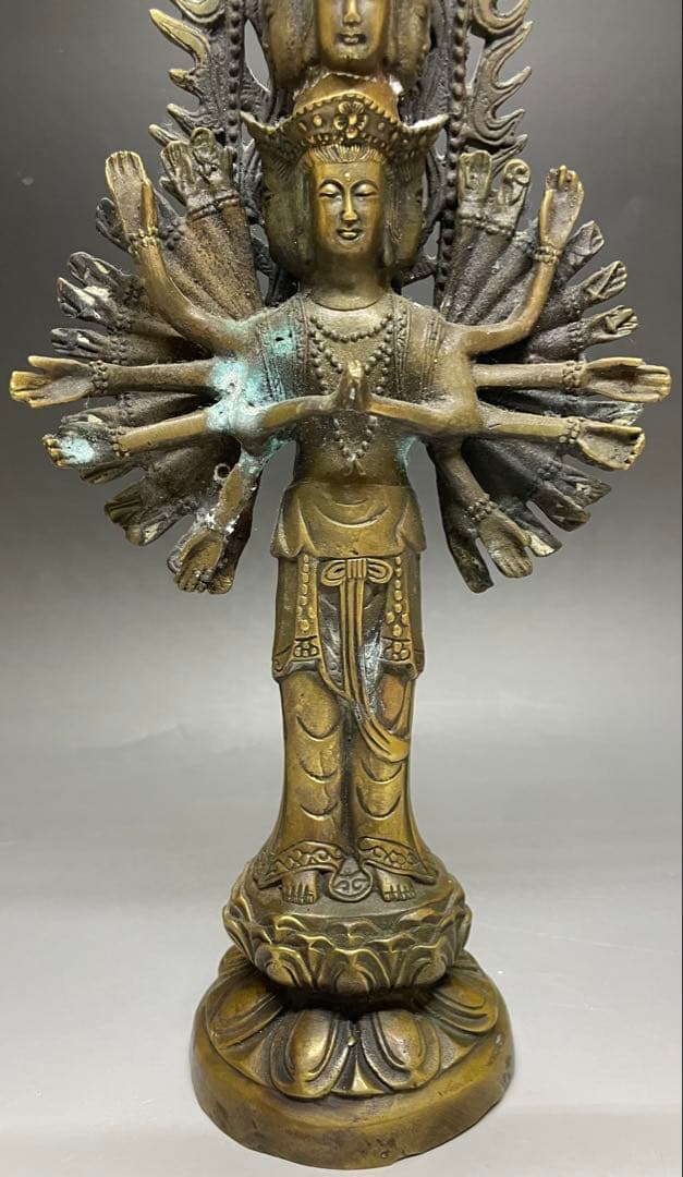 十一面千手千眼観世音菩薩　黄銅　病気平癒　延命長寿　開運　良縁　C2994