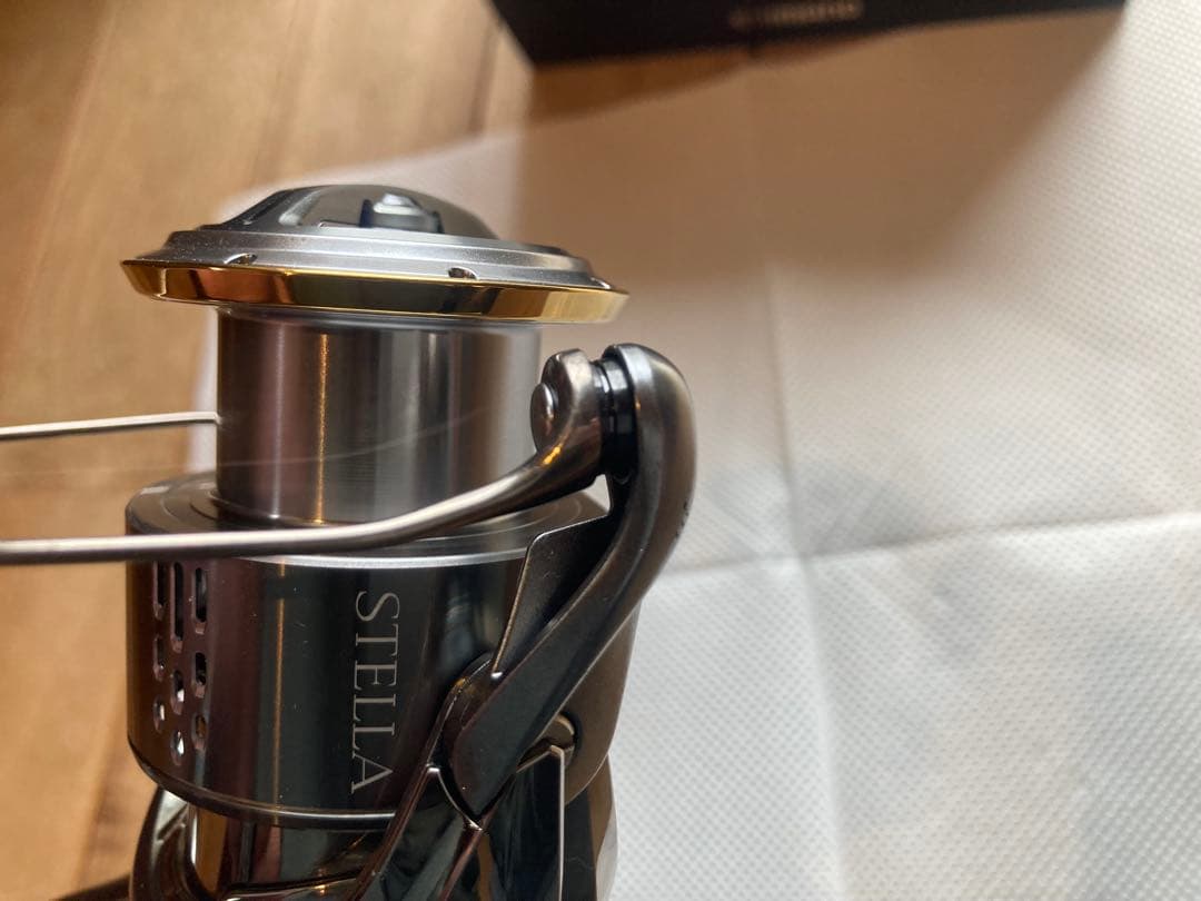 18ステラ　C5000XG スピニングリール