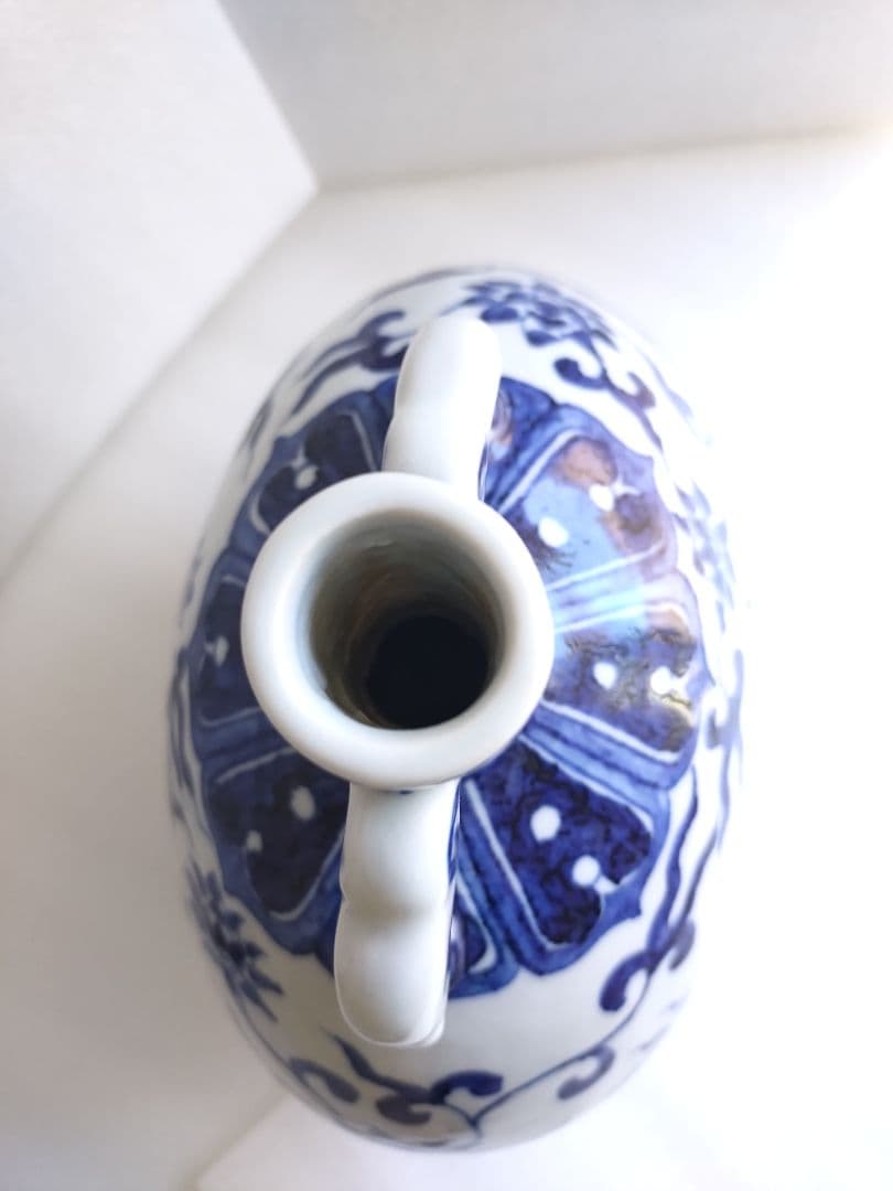 開運ー青龍と鳳凰の白青磁の壺