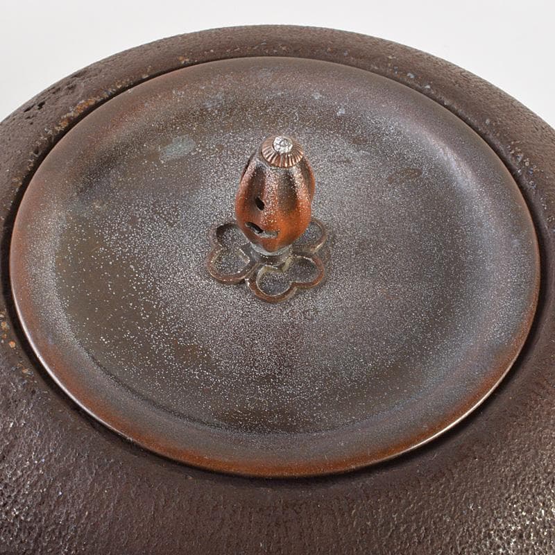 茶道具　釜師　畠春斎作　立俵釜　鉄釜　共箱　M　6614C