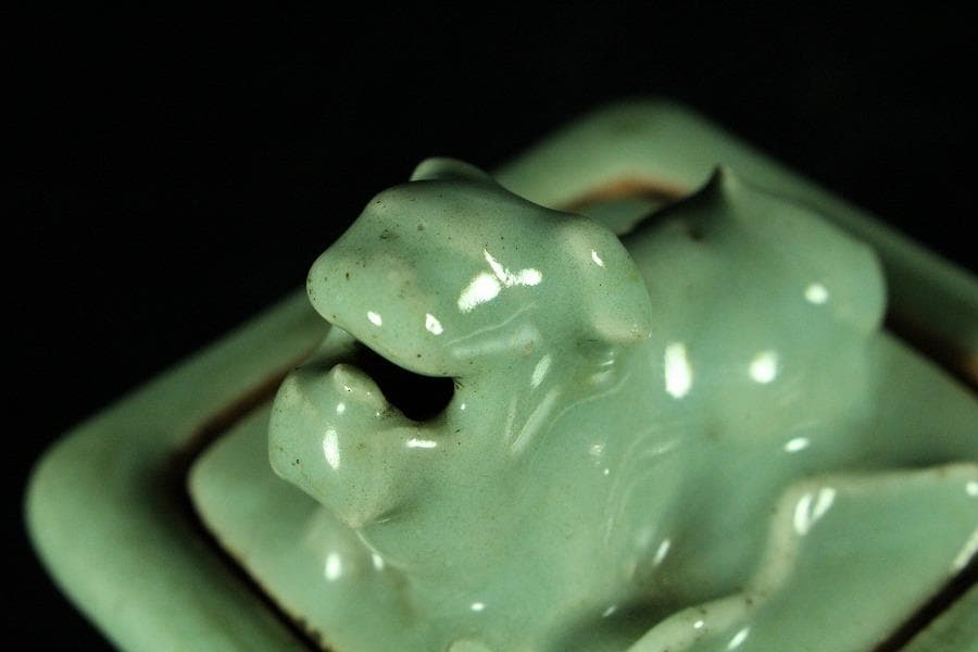 茶道具 青磁 獅子蓋 四方 香炉(K-A359)
