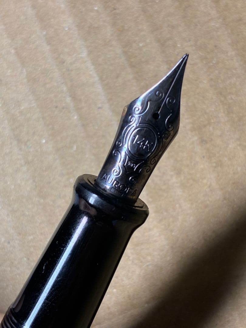 AURORA タレンタム 万年筆 14K ペン先