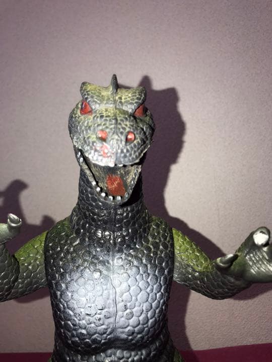 ゴジラ？　1986年製?怪獣フィギュア人形　ソフビ