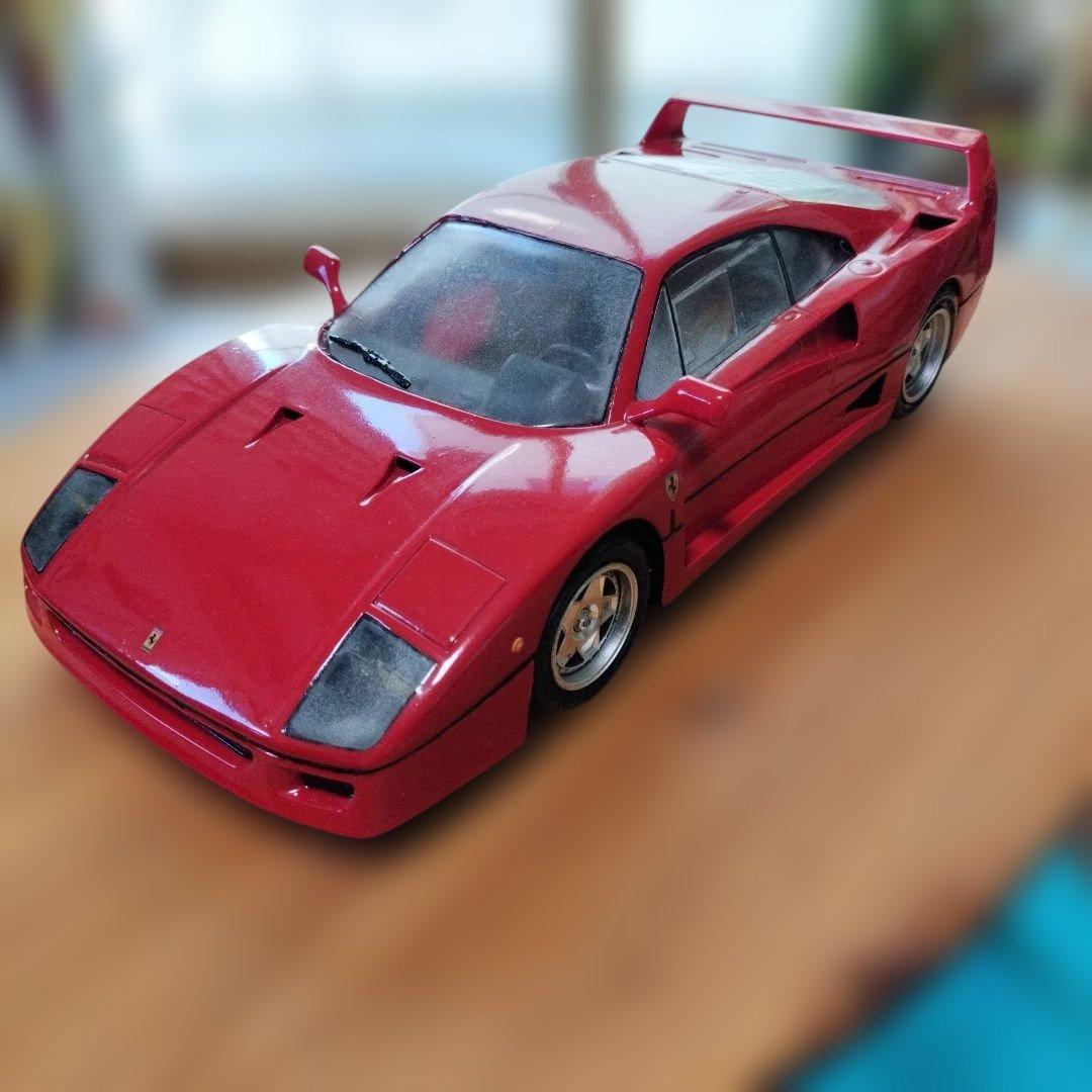 フェラーリ F40 プラモデル 1/12 完成品