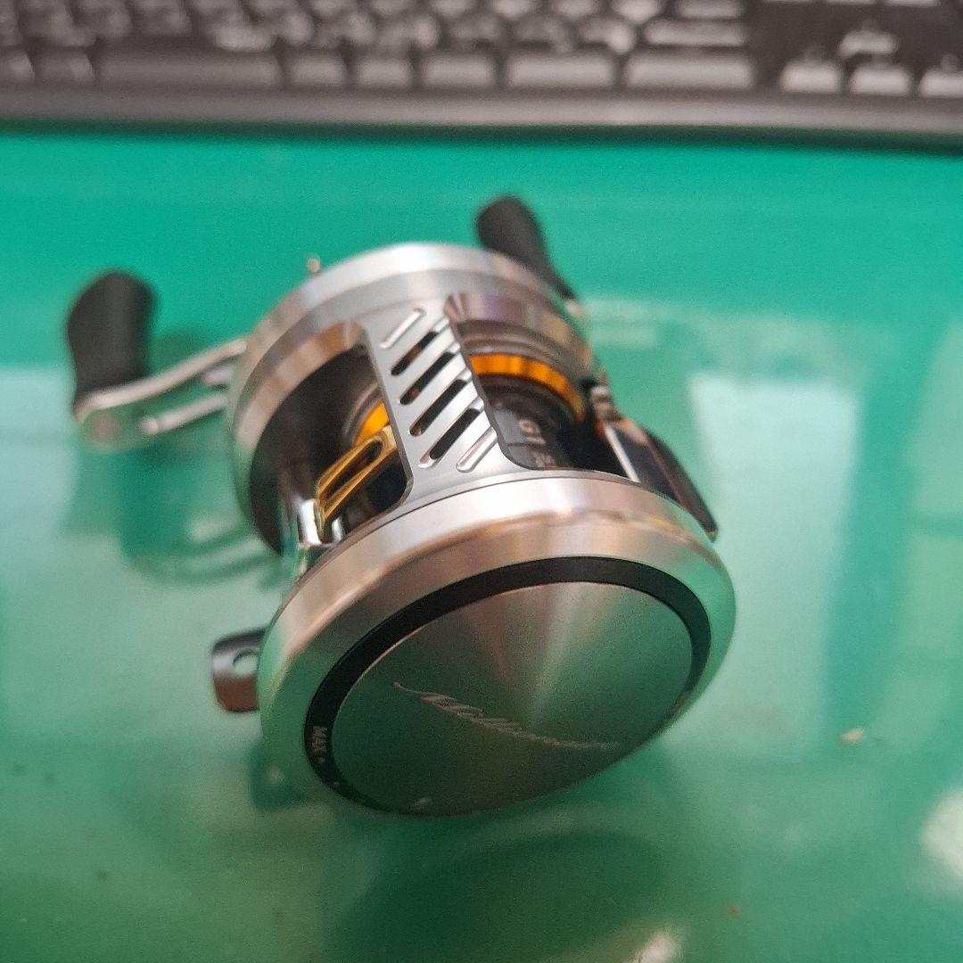 貴重　新品　ダイワ 　19ミリオネア CT SV 70SH 右　トラウト