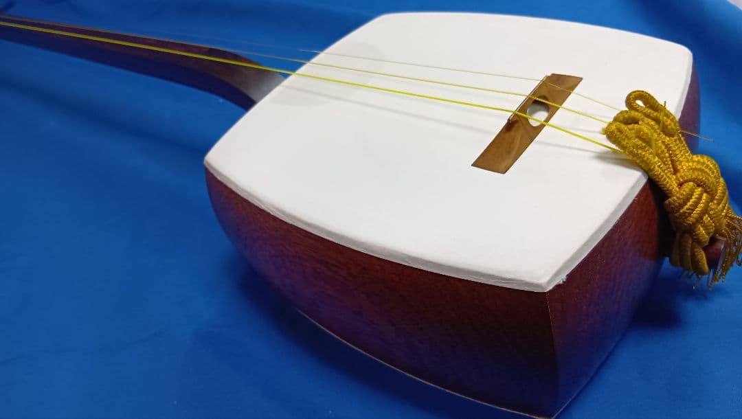 細棹　三味線　大正10年（1921年）104年前に製作された物を再生しました。