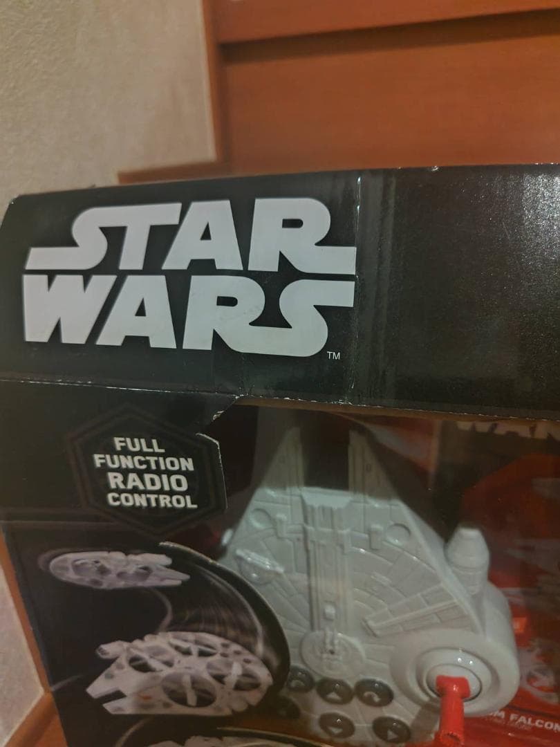 お値下げしました。スターウォーズ　ミレニアムファルコン　ラジコン