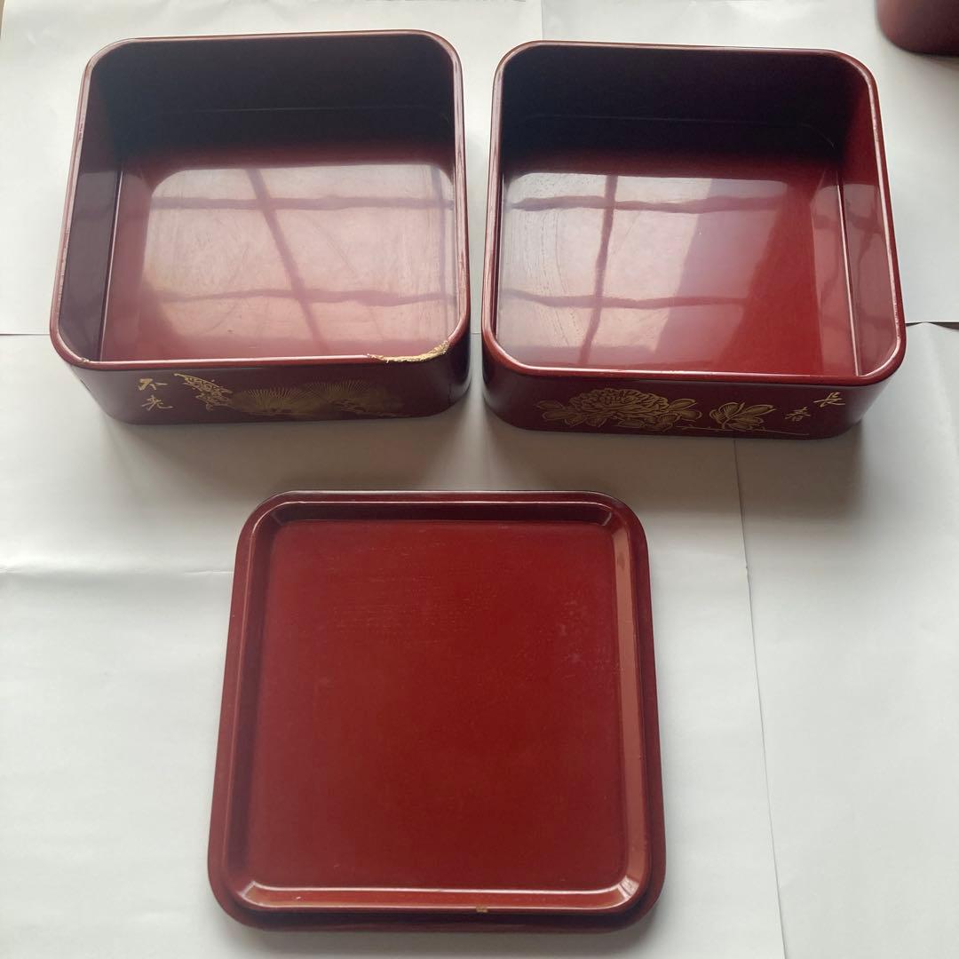 百寿万年　不老長春　二段　漆塗　赤金　重箱　2種