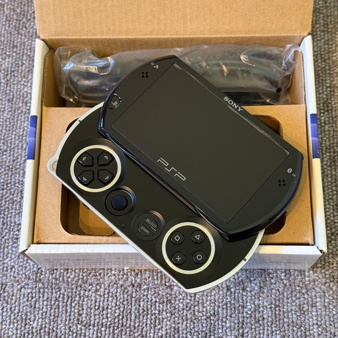 【ほぼ未使用】PSP go PSP-N1000 PB ピアノブラック 箱付き