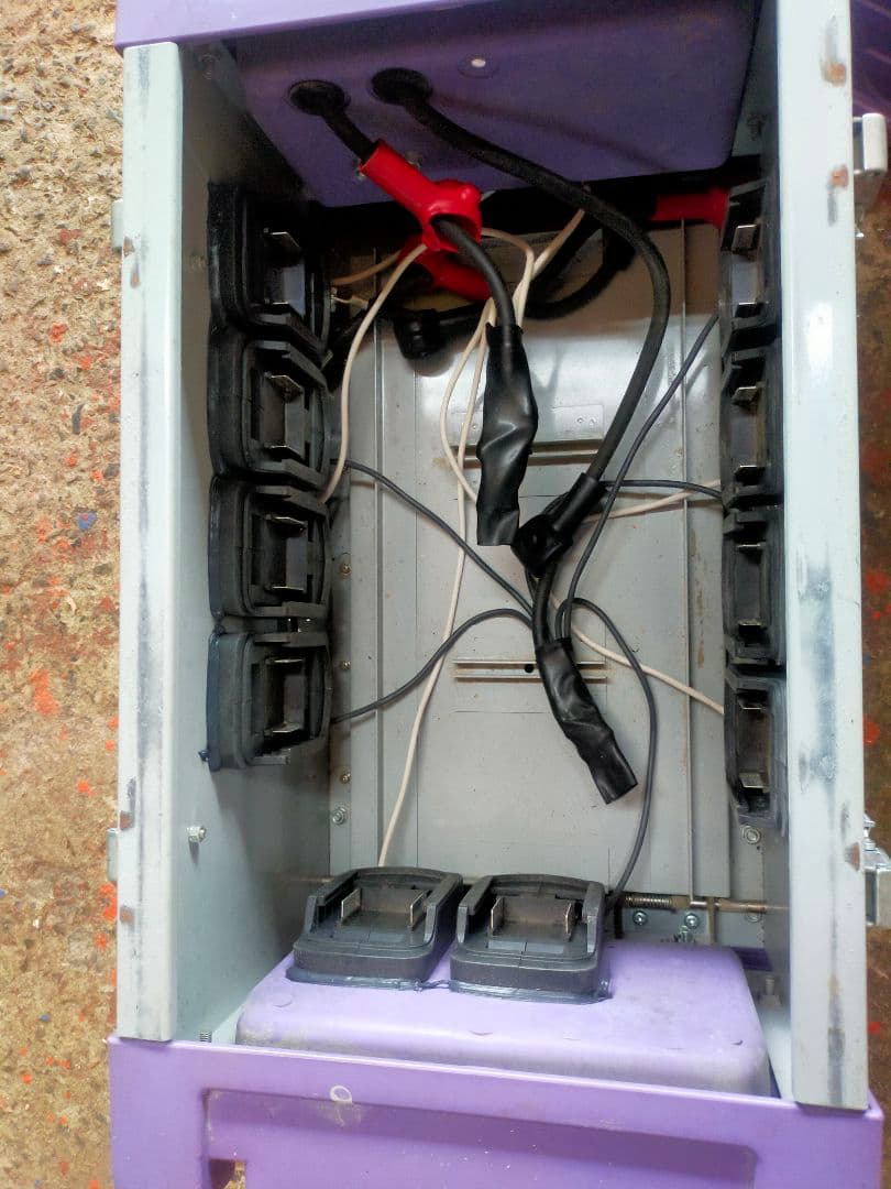 バッテリー溶接機　MIGHT neo super150 マキタバッテリー仕様