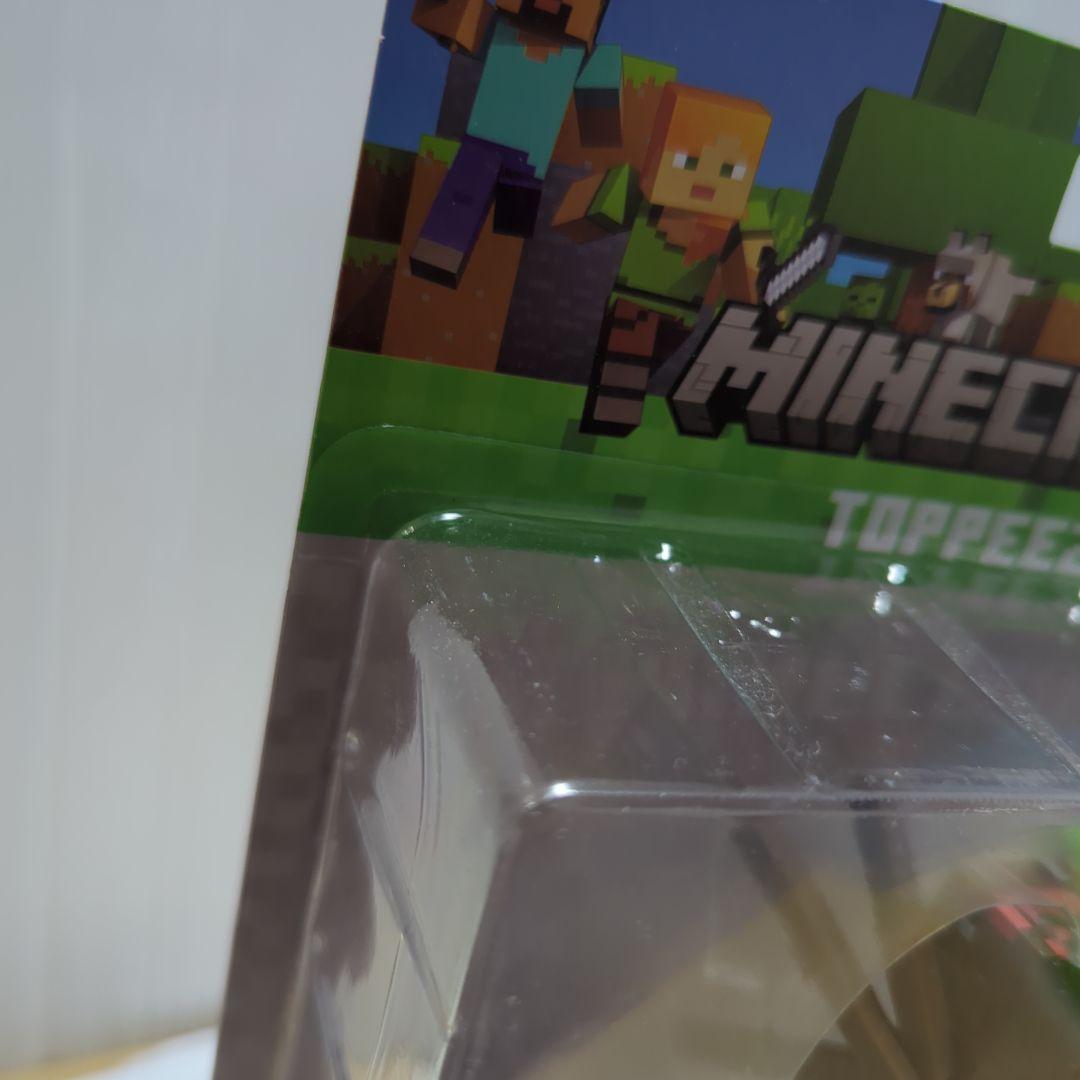 エラー品　マインクラフト　３D　ミニフィギュア　３ピース　ブリスター逆さま