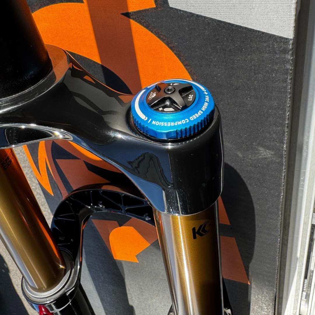 パーツ FOX FACTORY 36 FLOAT 29 160MM GRIP 2