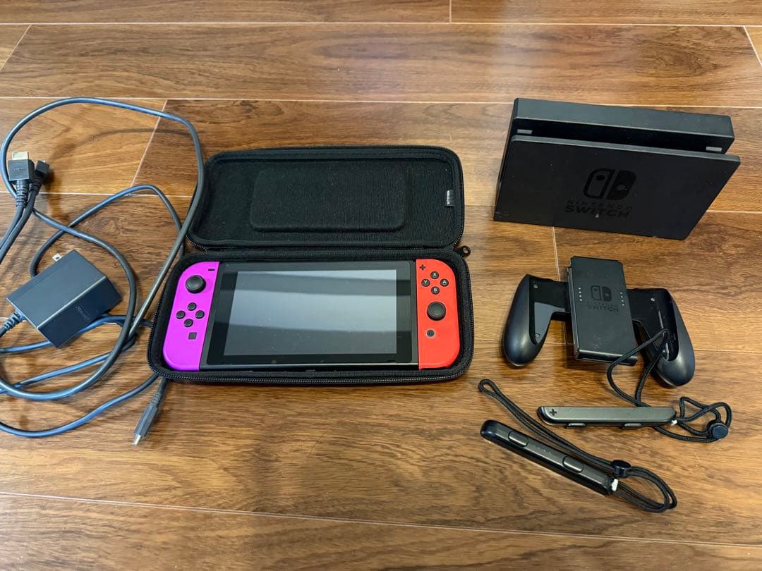 Nintendo Switch 本体 赤/紫 充電器・ドック付き