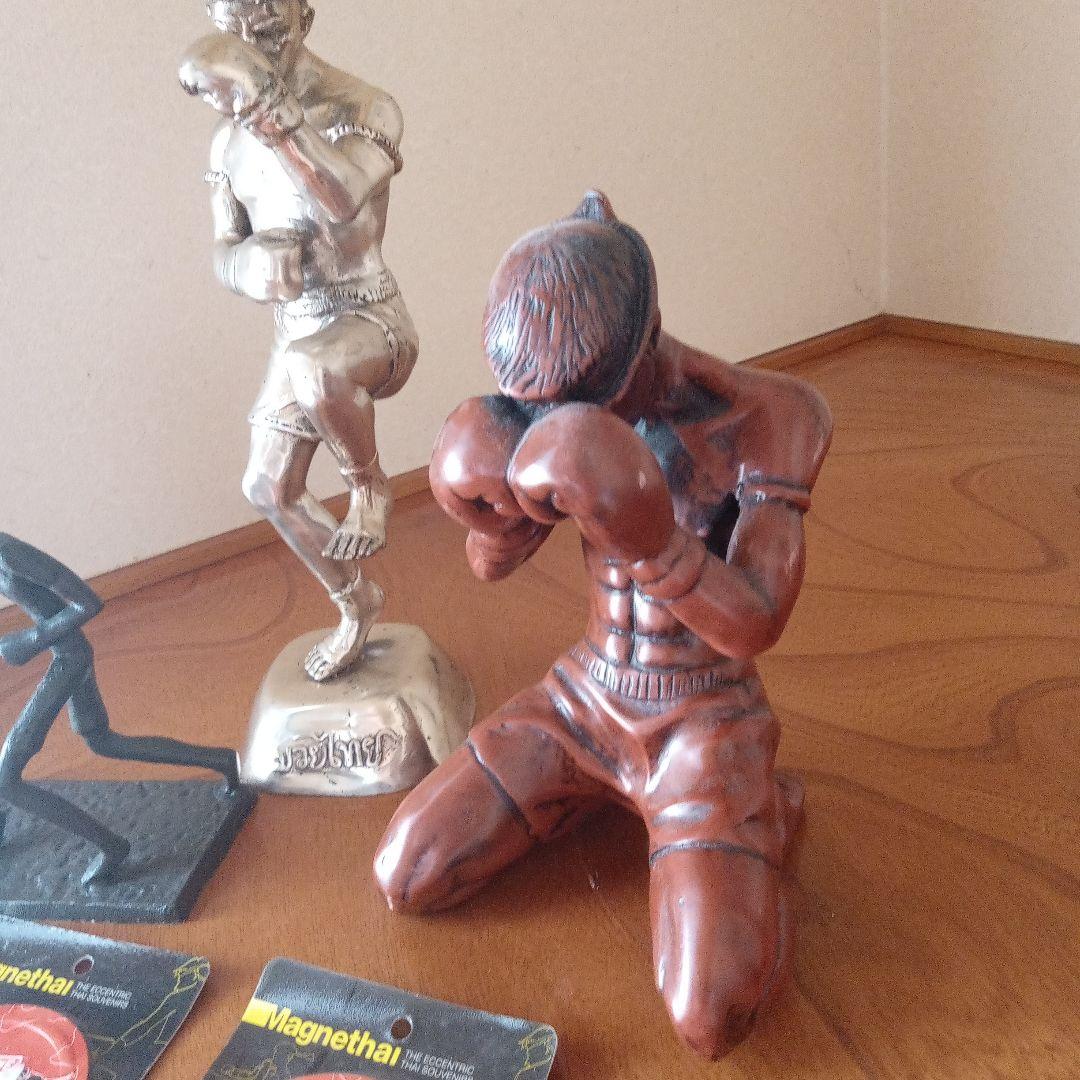 ムエタイ　ボクシング 　置物