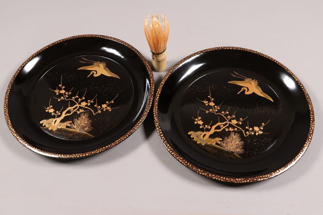 MA218 時代漆器 松竹梅鶴金蒔絵 縁唐草 黒塗 大徳寺盆 二客 菓子盆 木皿